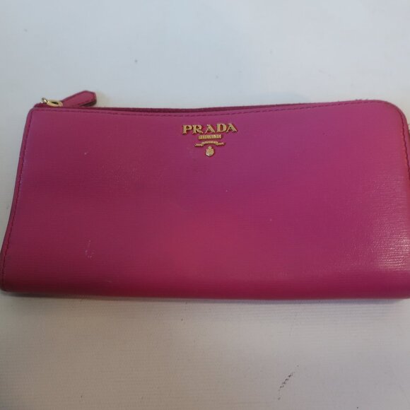 Authentic Womens Prada Pink Saffiano Diagramme Textured Leather Long Zip Wallet - Picture 1 of 14